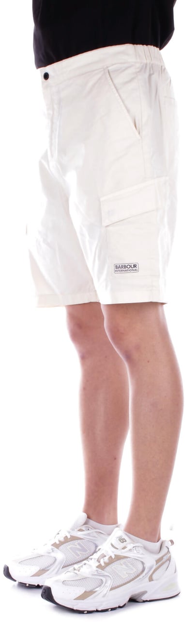 Barbour Shorts Cream Wit
