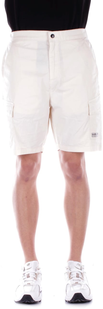 Barbour Shorts Cream Wit