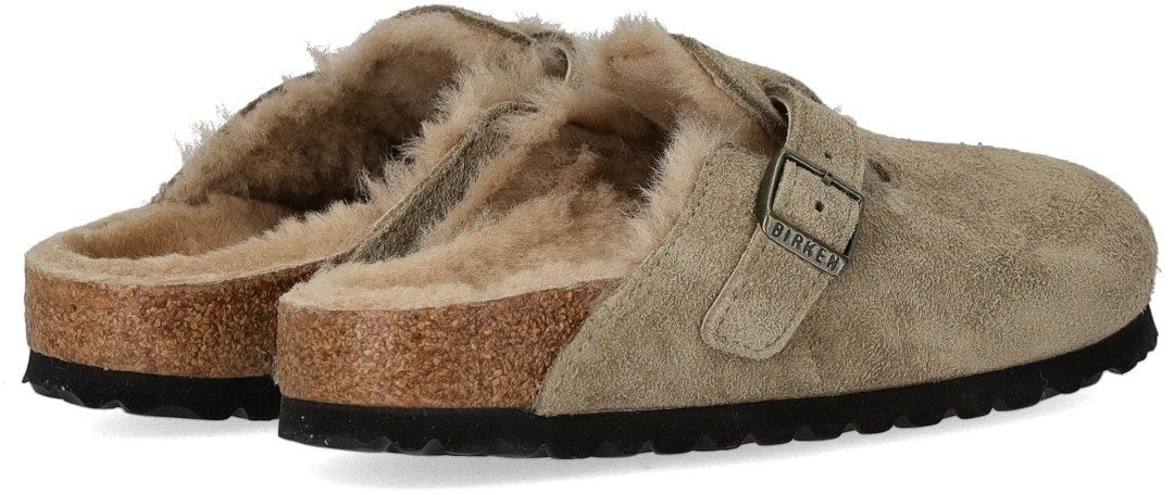 Birkenstock BIRKENSTOCK BOSTON SHEARLING TAUPE CLOG Beige
