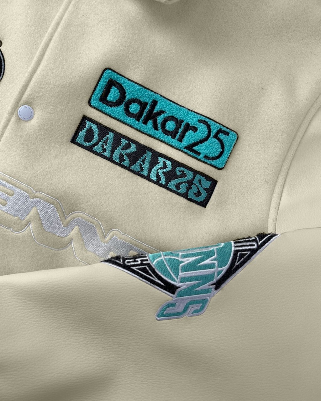 Black Bananas Desert Race Varsity Jas Beige