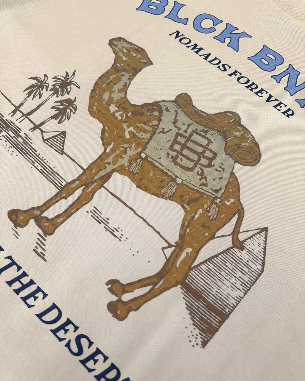 Black Bananas Camel T-shirt Beige
