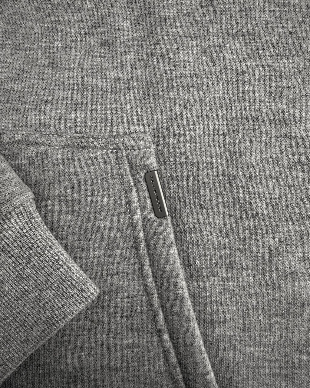 Black Bananas RIPPED MONOGRAM SWEATSUIT Lichtgrijs