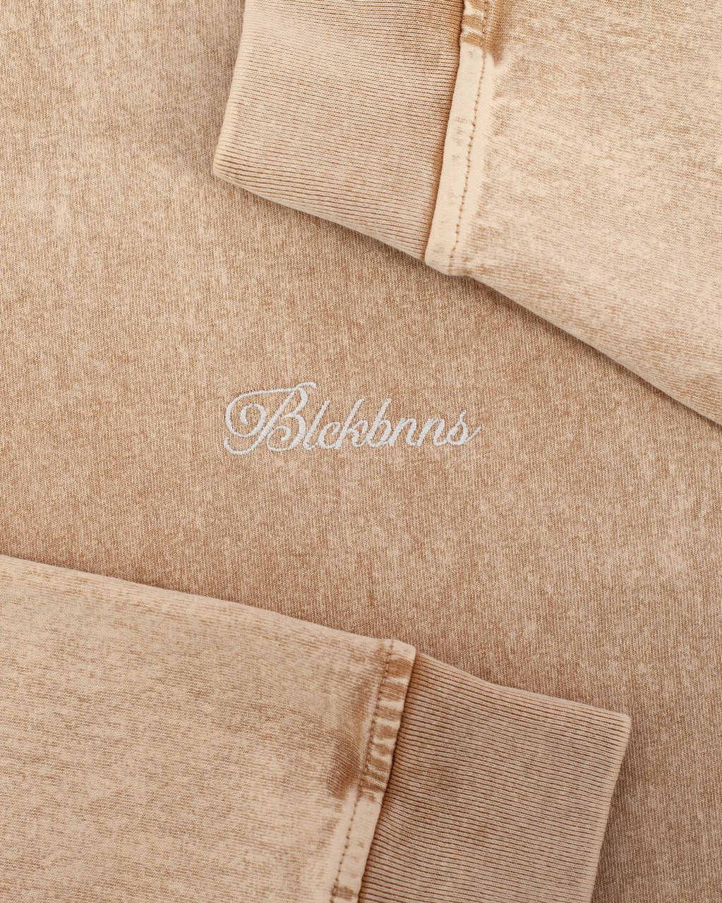 Black Bananas SCRIPT LONGSLEEVE Beige