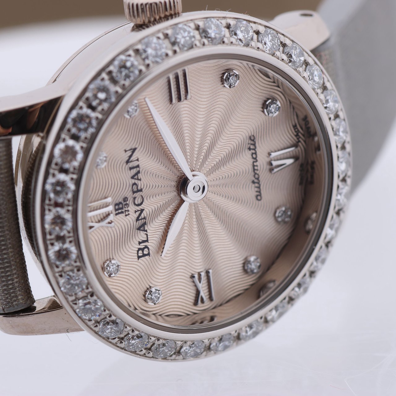 Blancpain Blancpain Lady Bird 814 WG & Leather AT Silver-Face Watch N00062001 92R0A052A Zilver