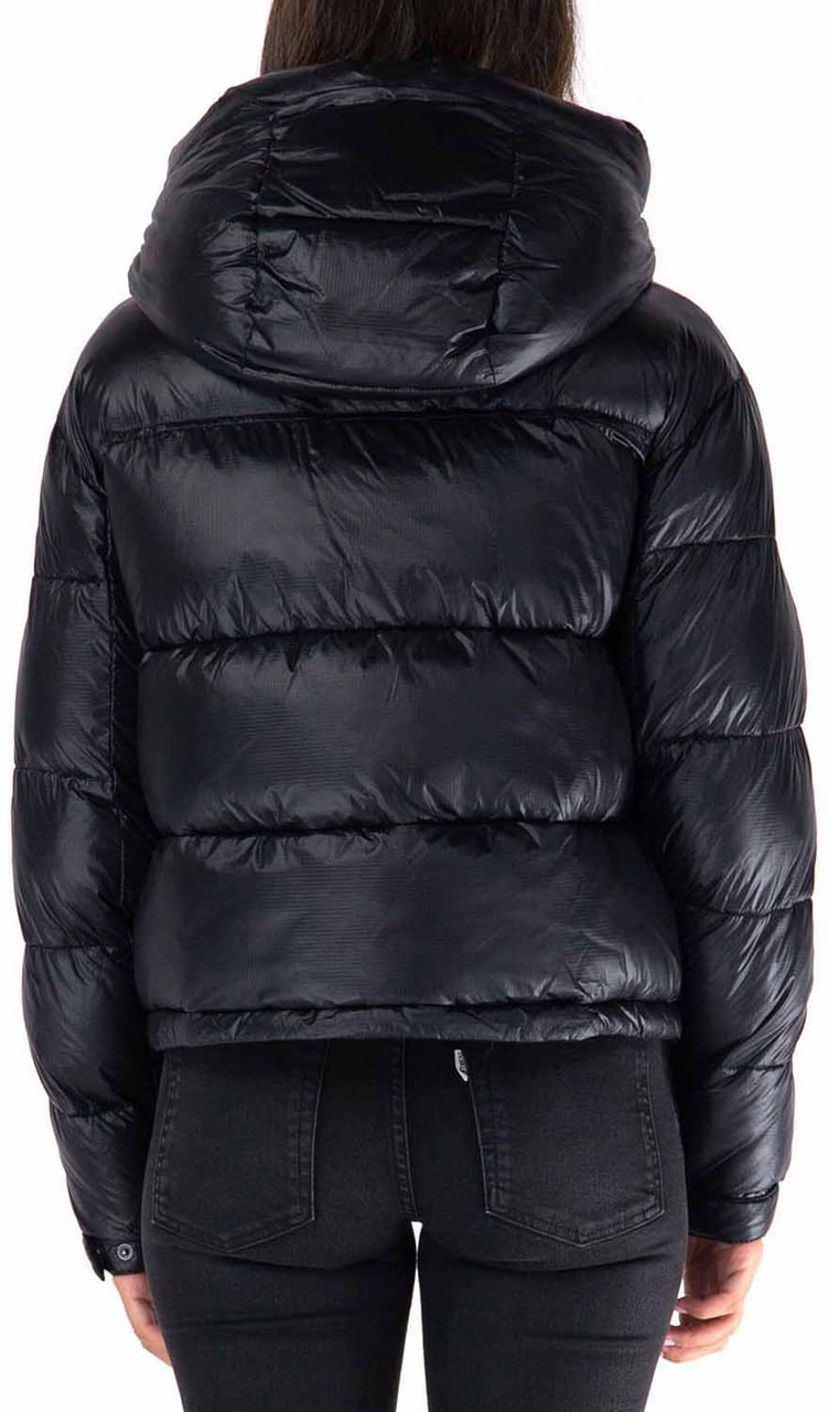 Blauer Coats Black Zwart
