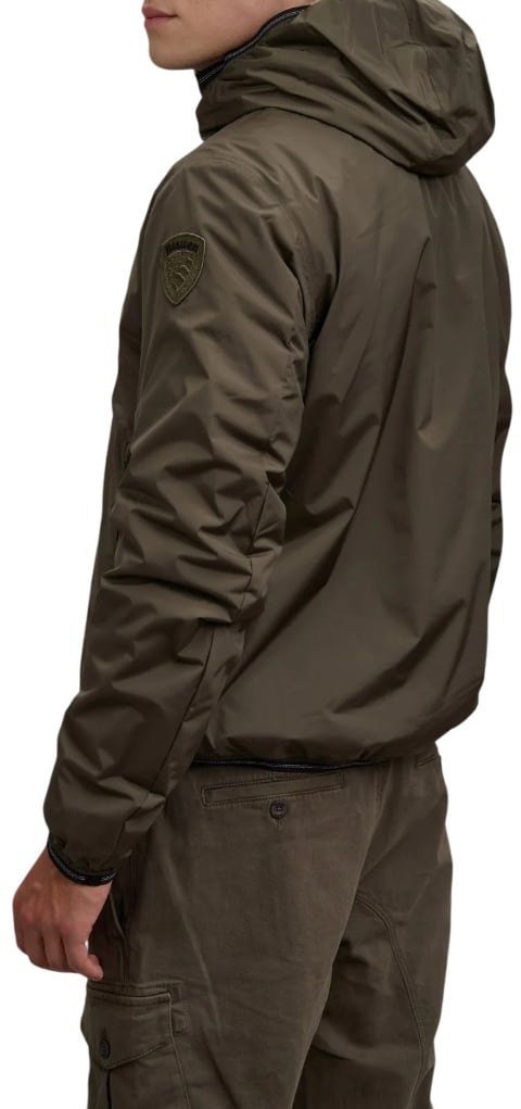 Blauer Windbreaker Groen