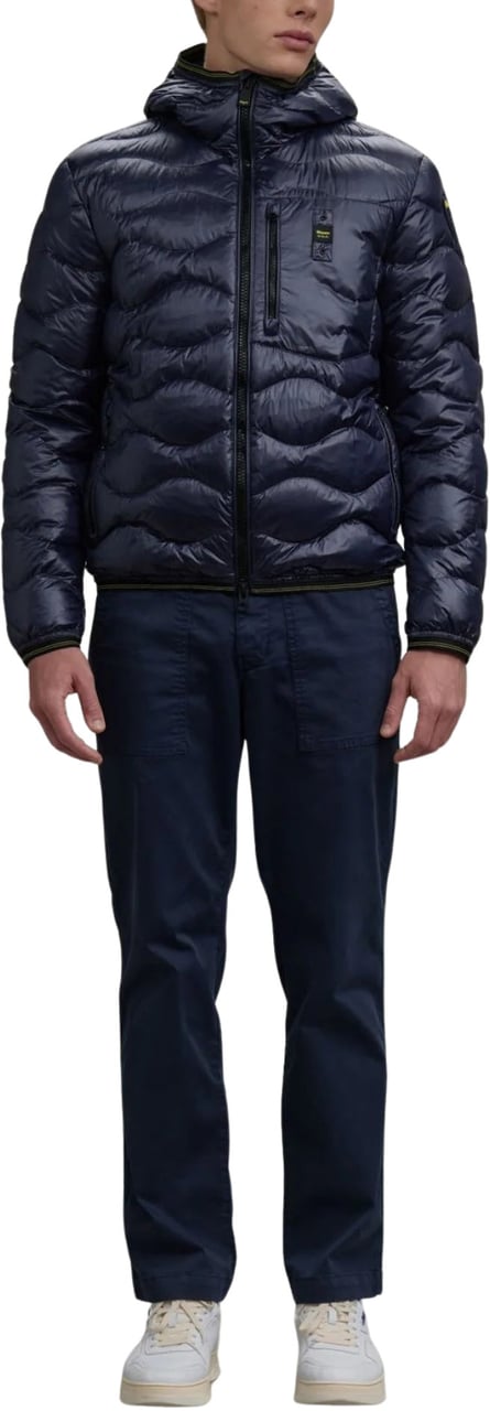 Blauer Wave — Hooded Down Jacket Zwart
