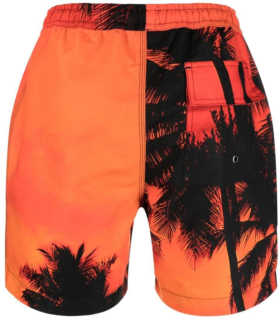 Blue Sky Inn Sea Clothing Orange Oranje