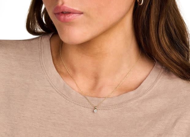 Blush Blush Oorbellen LG7013Y 14k Geelgoud met 0,50crt H SI Briljant gespelen Lab Grown Diamant 1.8mm x 21.2mm Goud