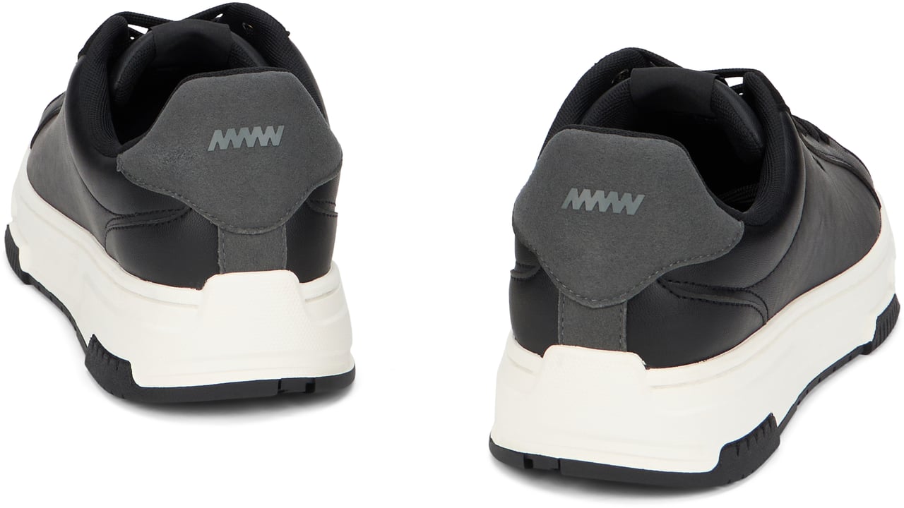 Boss Sneakers in eco-leather Zwart