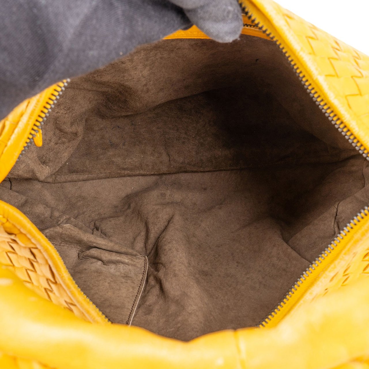 Bottega Veneta Bottega Veneta Red Intrecciato Leather Belly Hobo Bag Geel