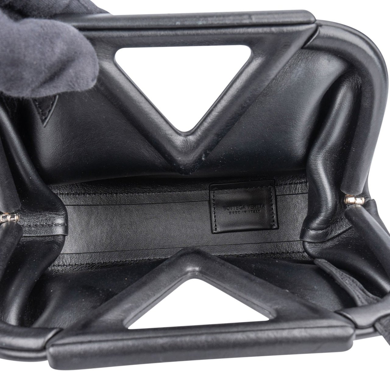 Bottega Veneta Leather Small The Point Handbag Zwart