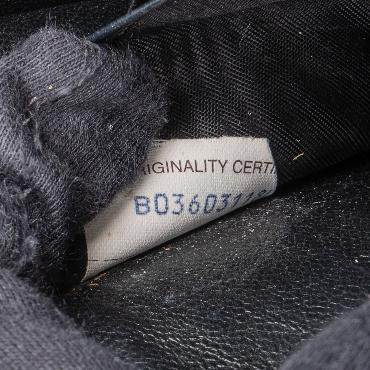 Bottega Veneta Bottega Veneta Intrecciato Leather Zipped Clutch Beige