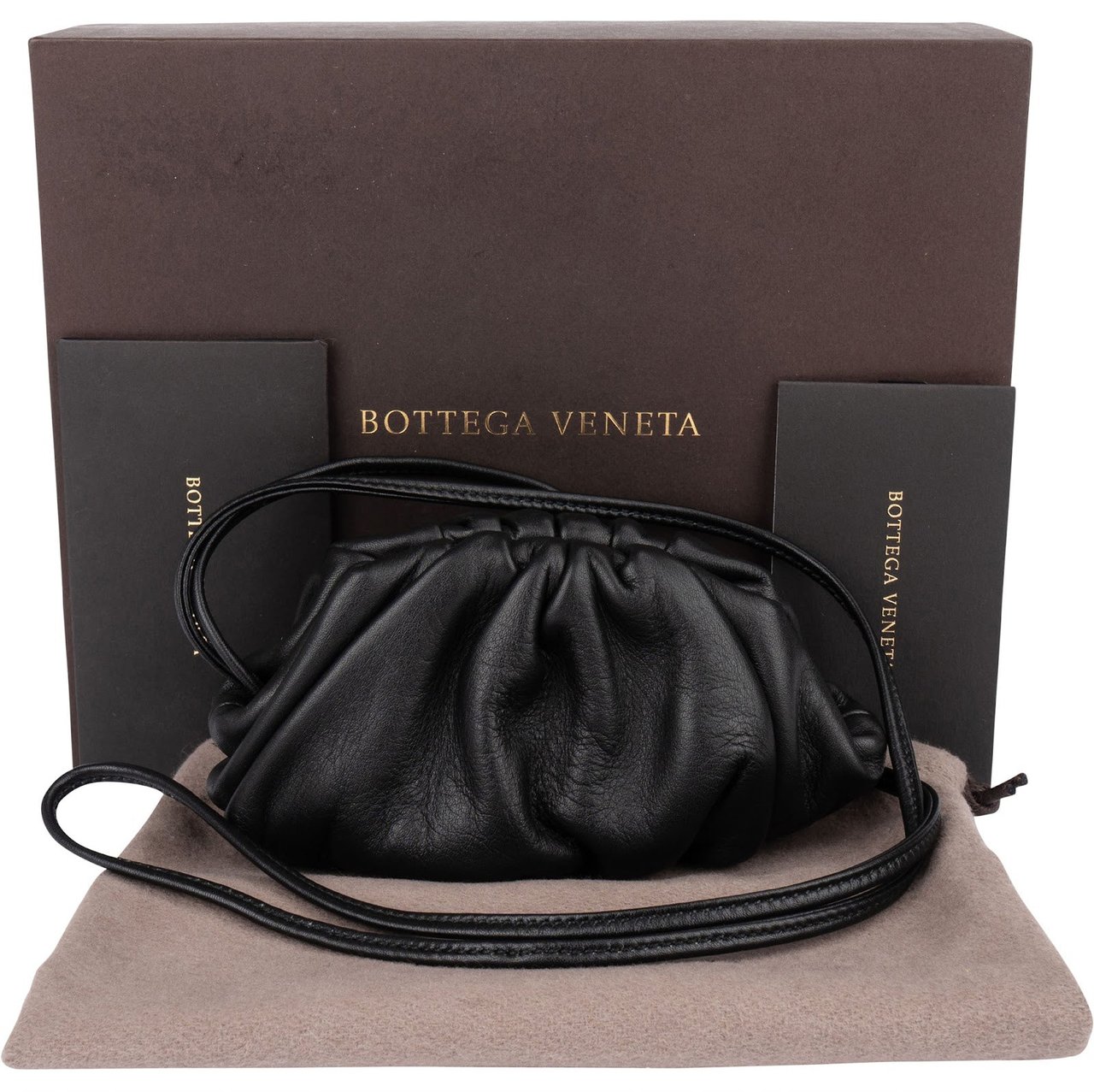 Bottega Veneta Leather The Mini Pouch Bag Zwart