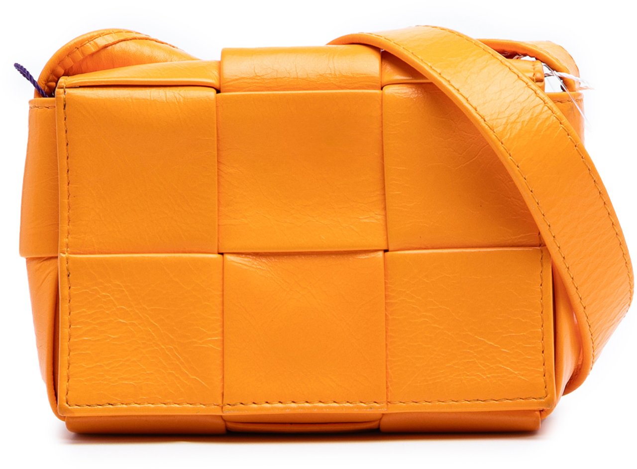 Bottega Veneta Extra Mini Crinkled Lambskin Intrecciato Cassette Crossbody Oranje