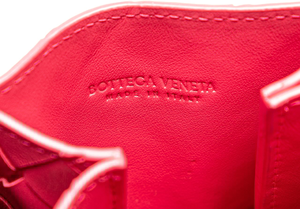 Bottega Veneta Mini Nappa Intrecciato The Knot Crossbody Roze