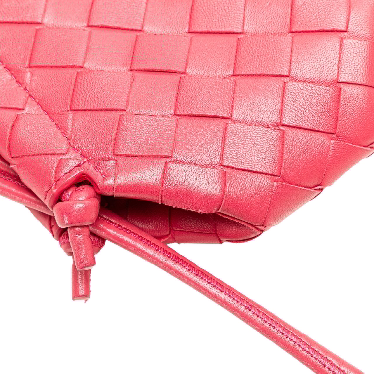 Bottega Veneta Mini Nappa Intrecciato The Knot Crossbody Roze