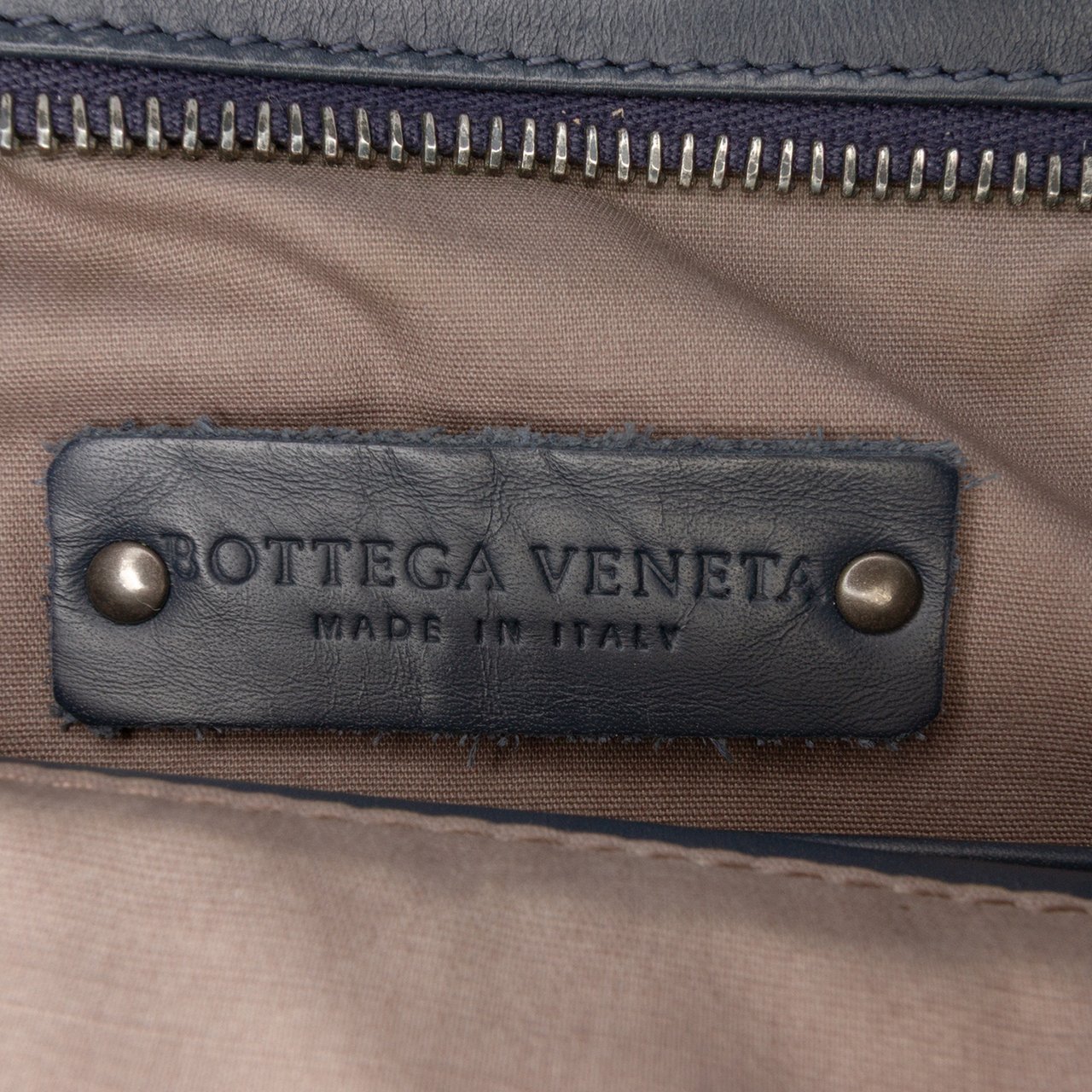 Bottega Veneta Nappa Intrecciato VN Crossbody Blauw