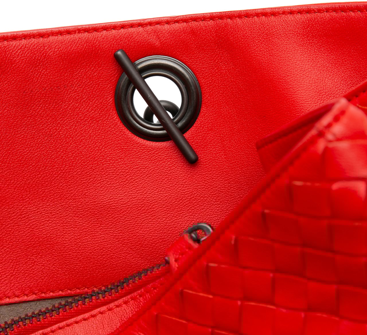 Bottega Veneta Medium Nappa Intrecciato Double Chain Tote Rood