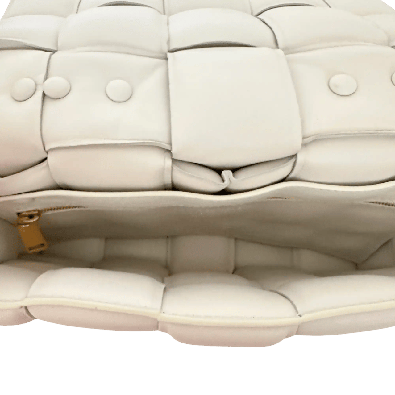 Bottega Veneta Bottega Veneta Padded Chain Cassette Crossbody Bag Off-White / very good Wit