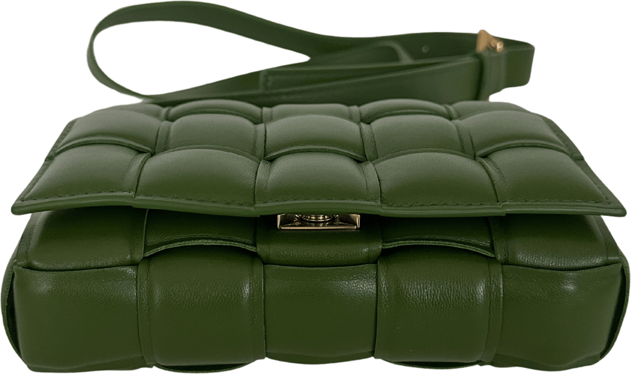 Bottega Veneta Bottega Veneta Padded Cassette Small Avocado / ungetragen Groen