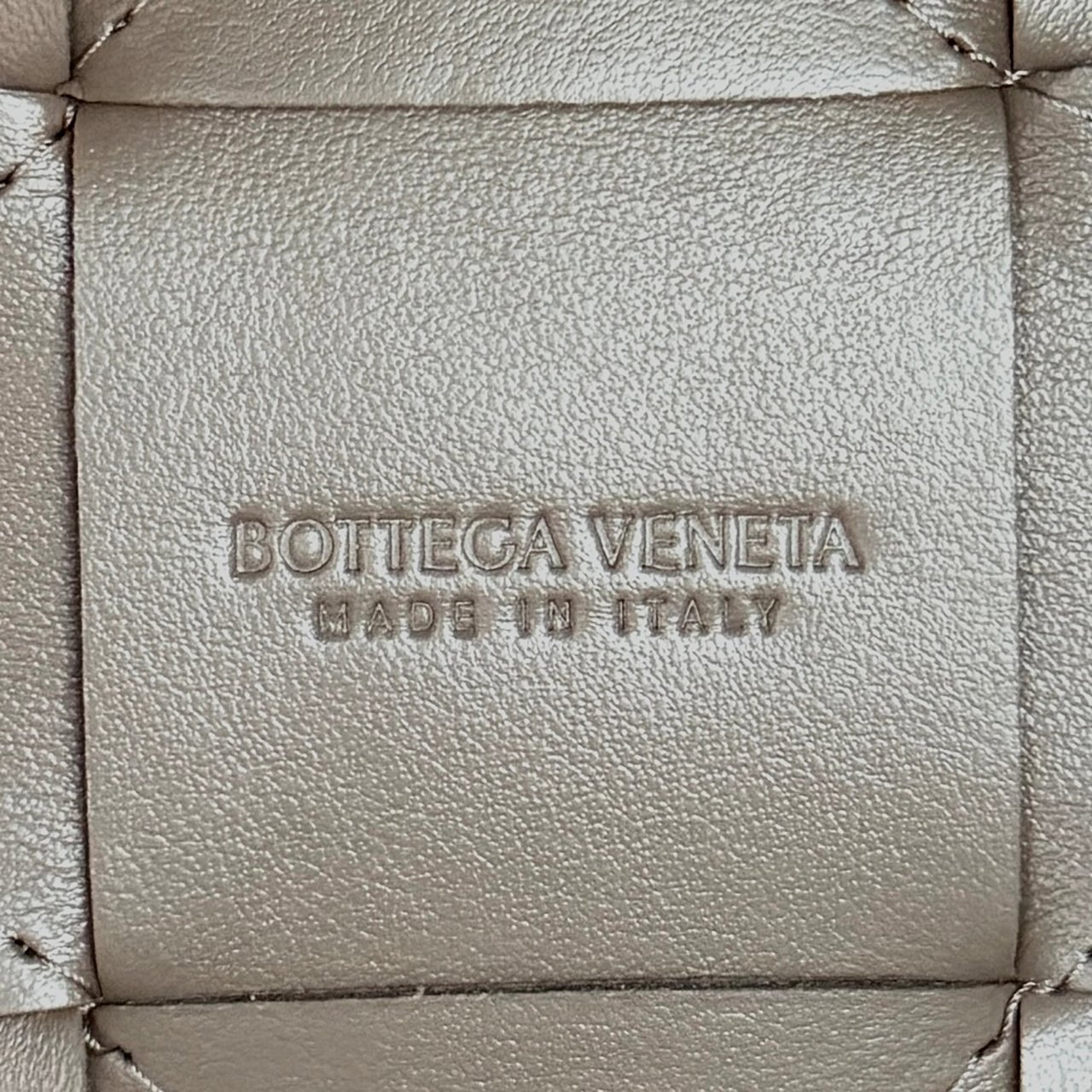 Bottega Veneta Bottega Veneta Cassette Bucket Small Bag Taupe / neuwertig Taupe