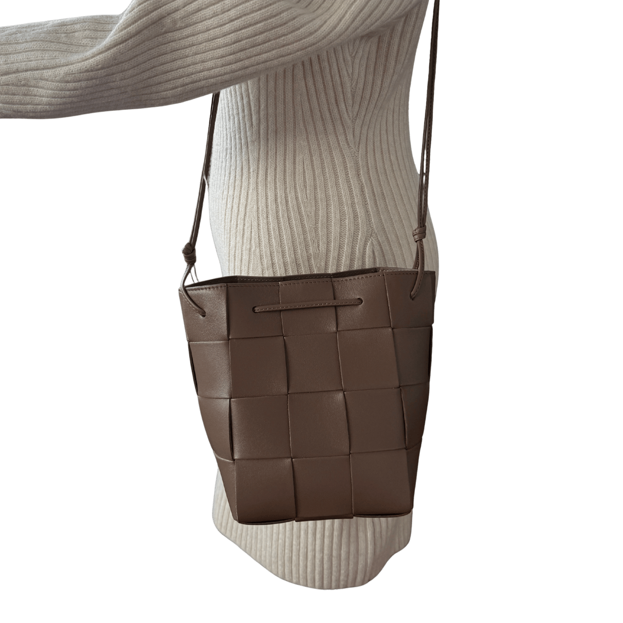 Bottega Veneta Bottega Veneta Cassette Bucket Small Bag Taupe / neuwertig Taupe