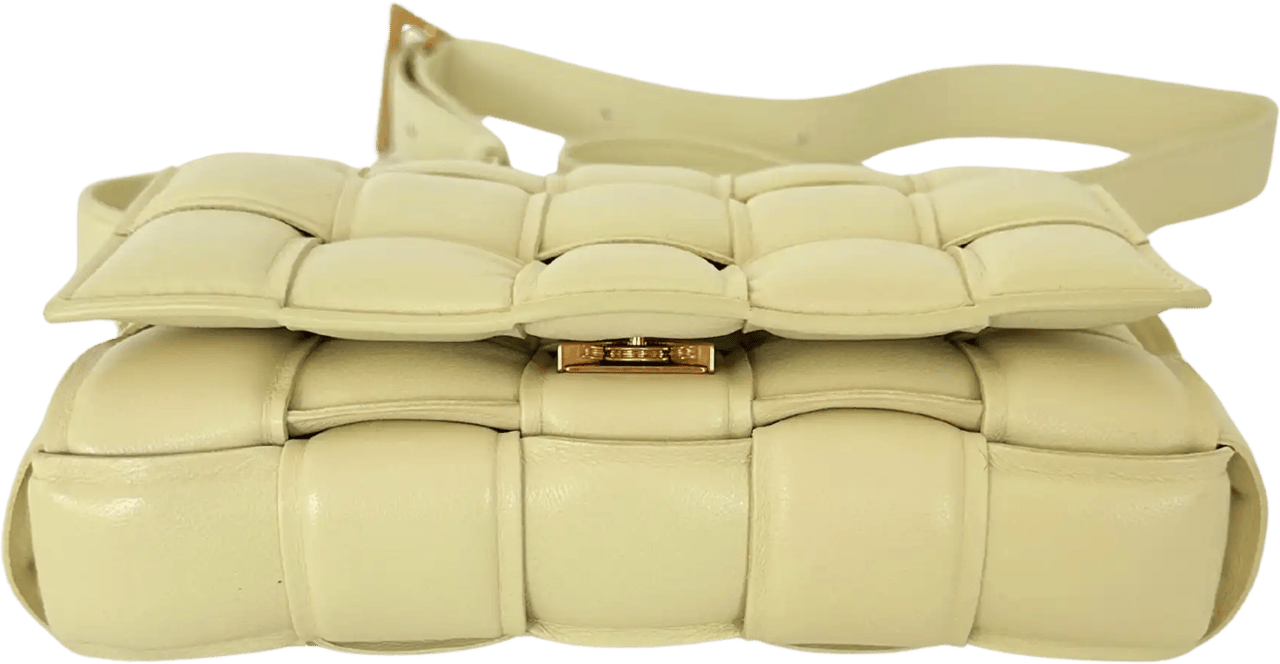 Bottega Veneta Bottega Veneta Padded Cassette Small Ice Cream / ungetragen Geel