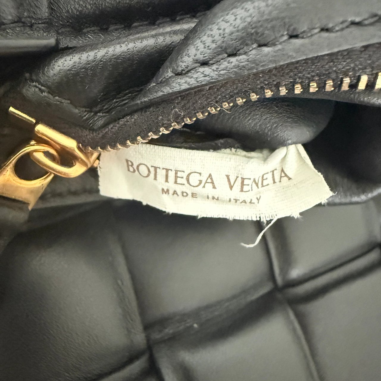 Bottega Veneta Bottega Veneta Padded Cassette Small Schwarz / ungetragen Zwart