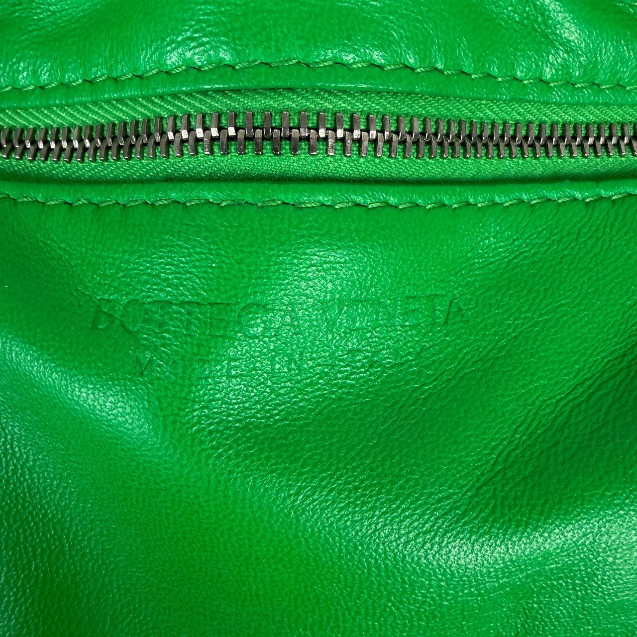 Bottega Veneta Bottega Veneta Padded Cassette Intrecciato grün / sehr gut Groen