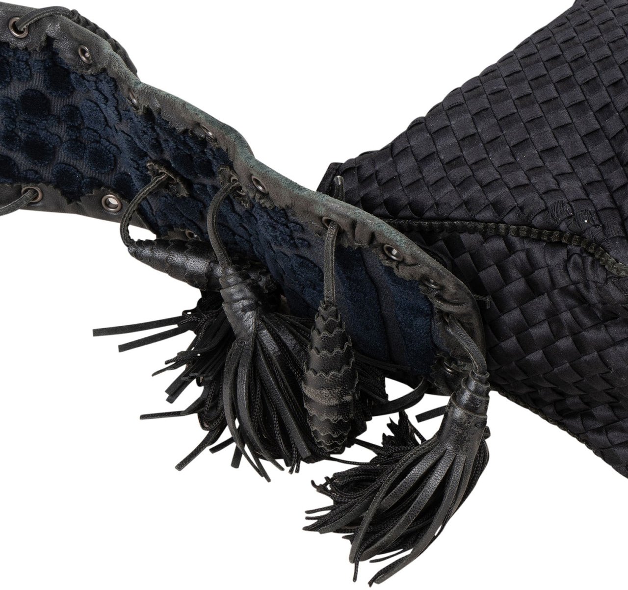 Bottega Veneta Bottega Veneta Intrecciato Satin Corset Tassel 27/50 Crossbody Bag Zwart