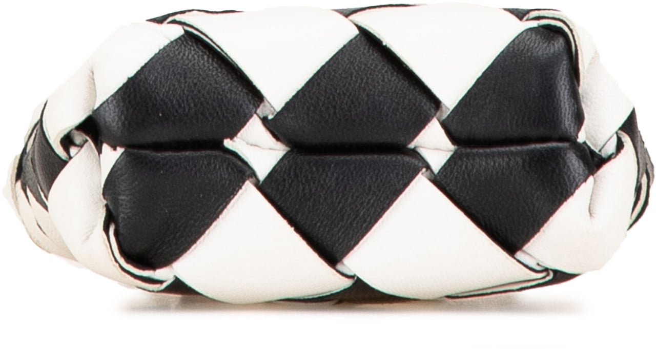 Bottega Veneta Nappa Intrecciato Maxi Cabat Bag Charm Zwart