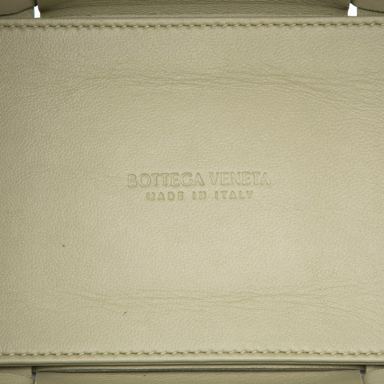 Bottega Veneta Small Nappa Maxi Intrecciato Arco Tote Groen