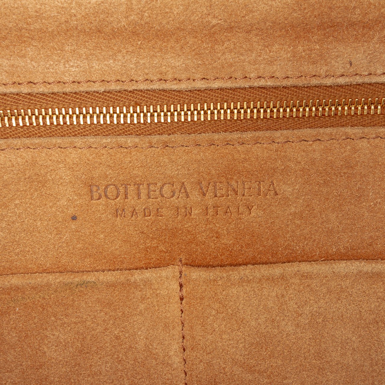 Bottega Veneta Medium Grained Calfskin Maxi Intrecciato Arco Bag Bruin