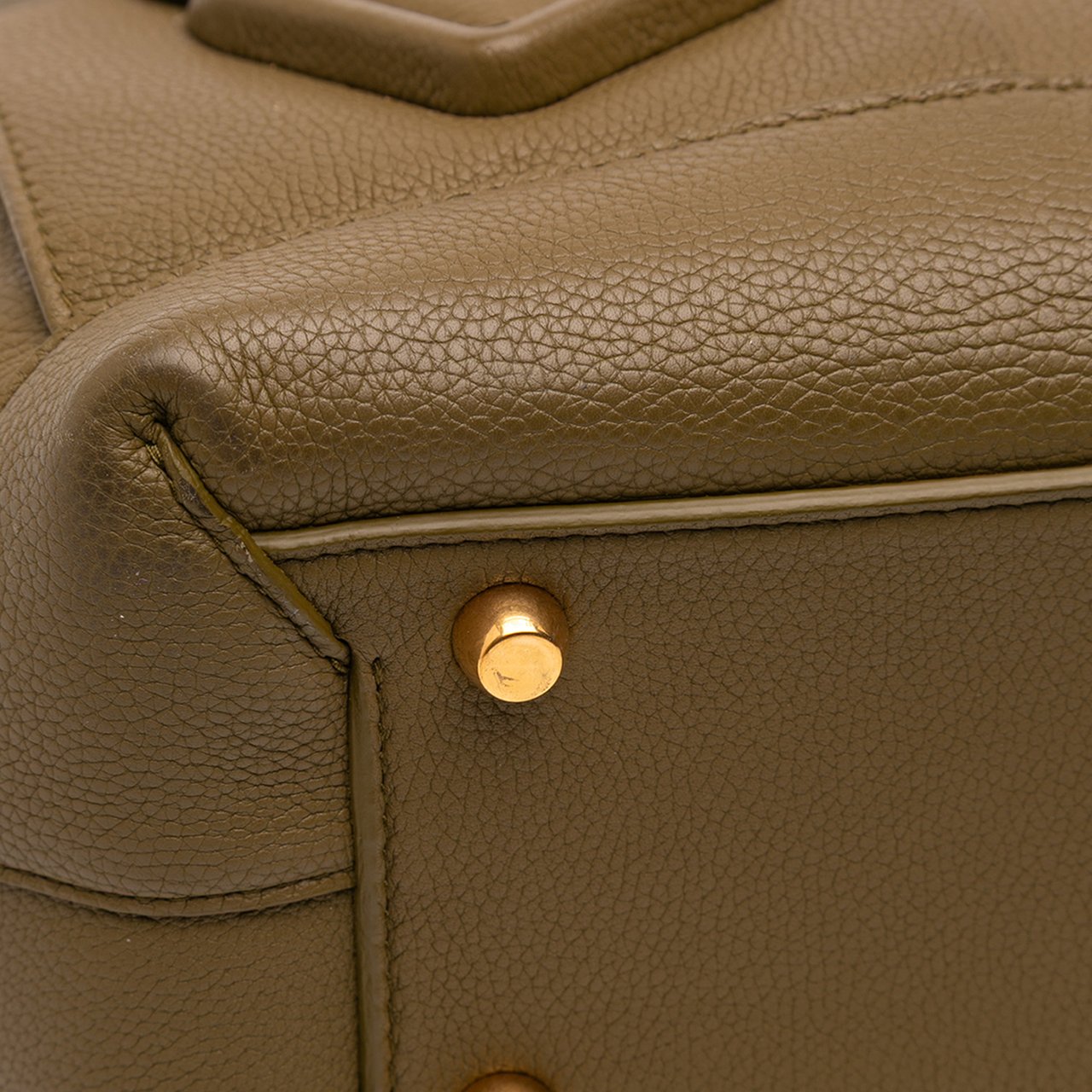 Bottega Veneta Medium Grained Calfskin Maxi Intrecciato Arco Bag Bruin