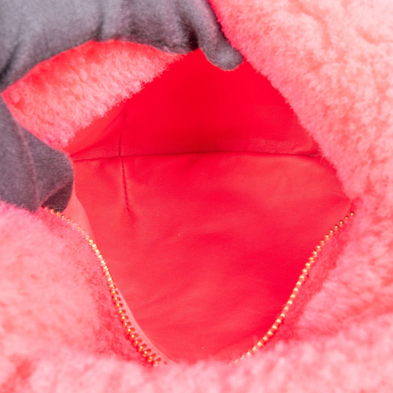 Bottega Veneta Shearling Mini Jodie Handbag Roze