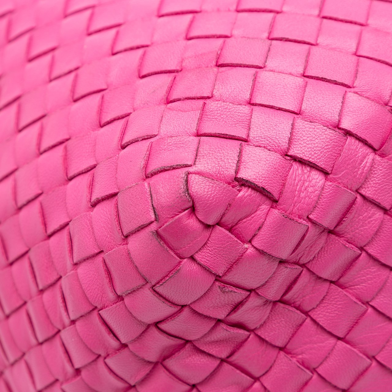 Bottega Veneta Nappa Intrecciato Cube Shoulder Bag Roze