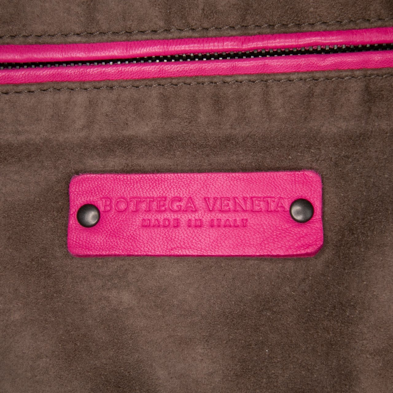 Bottega Veneta Nappa Intrecciato Cube Shoulder Bag Roze