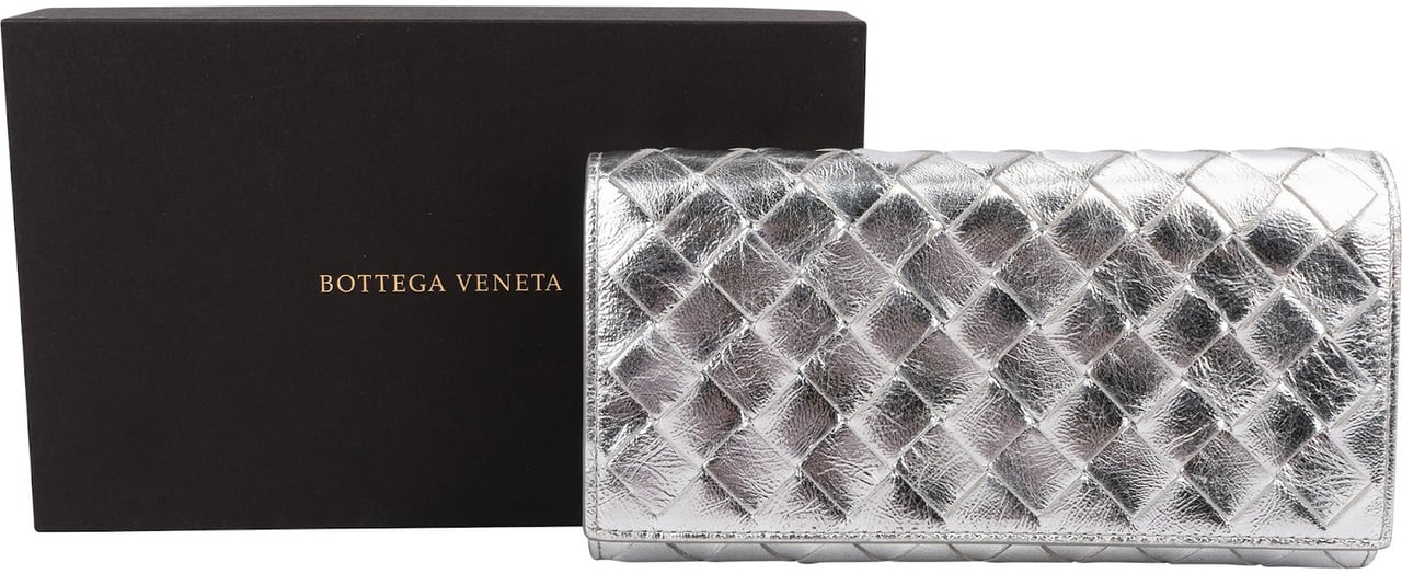 Bottega Veneta Metallic Intrecciato Leather Continental Wallet Zilver