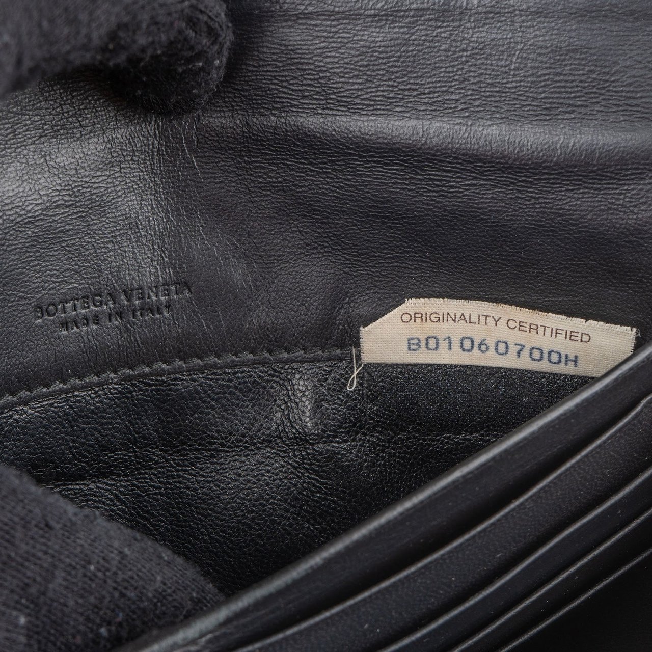 Bottega Veneta Black Intrecciato Leather Continental Wallet Zwart