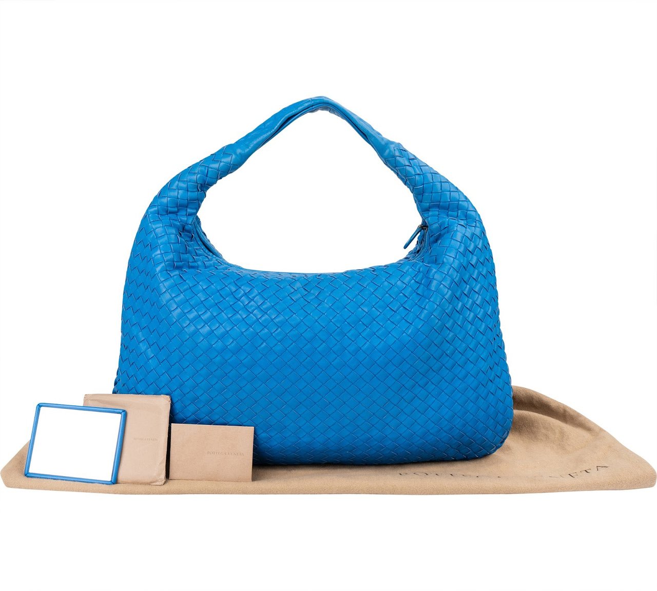 Bottega Veneta Intrecciato Leather Belly Shoulder Bag Blauw