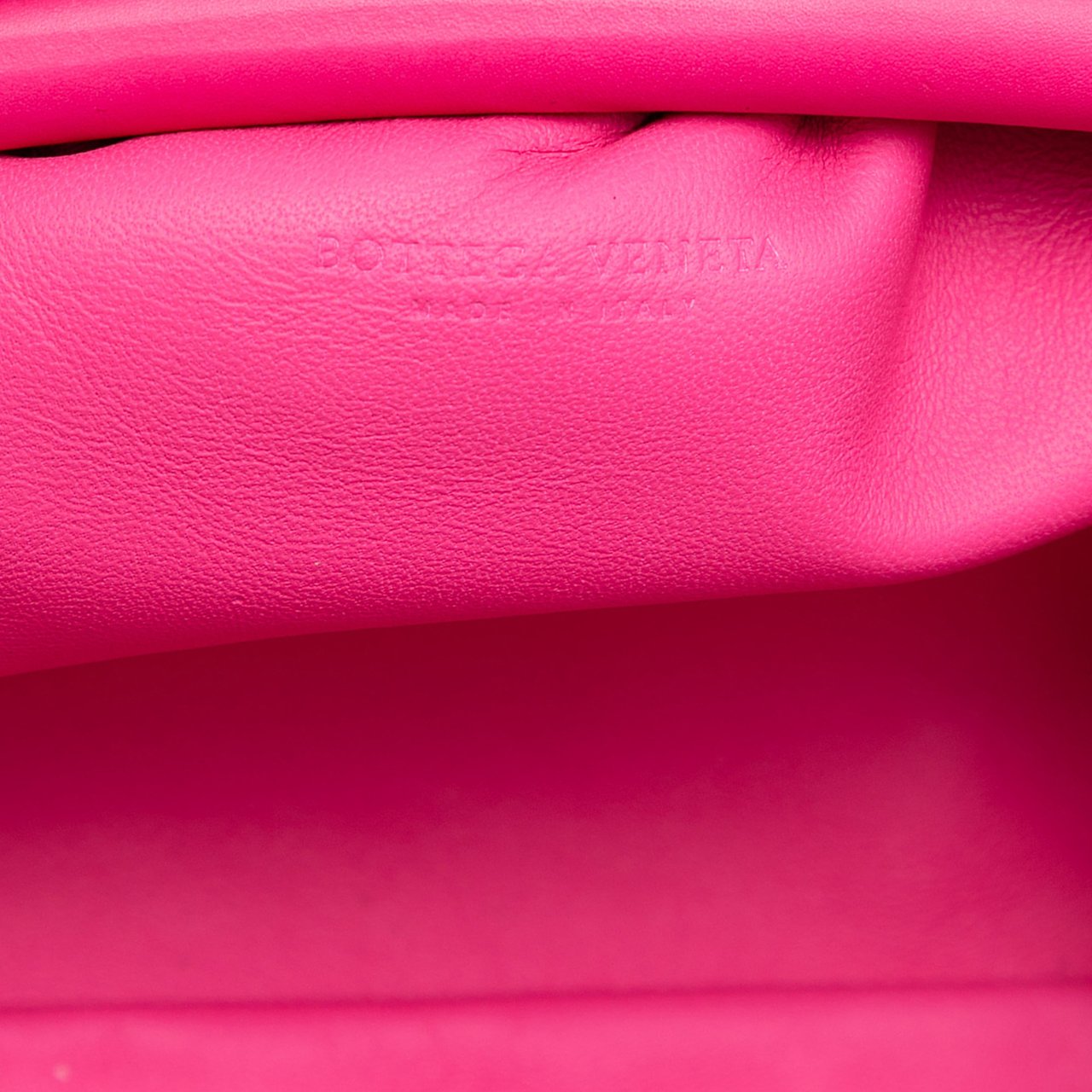 Bottega Veneta Nappa Intrecciato The Mini Pouch Roze