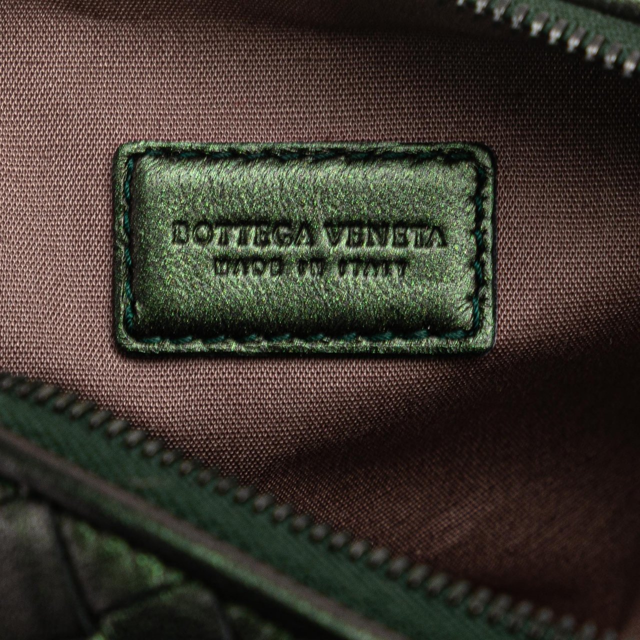 Bottega Veneta Small Nappa Intrecciato Iridescent Scarabee Cosmetic Pouch Groen