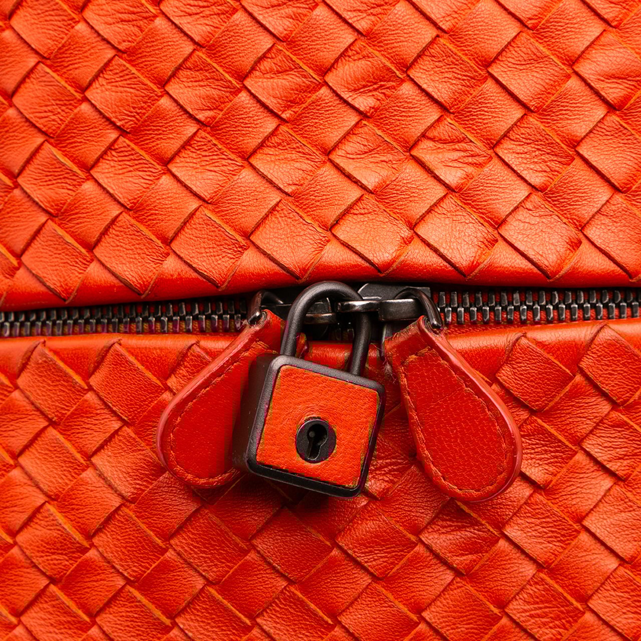 Bottega Veneta Nappa Intrecciato Cube Crossbody Oranje