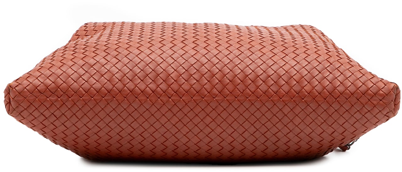 Bottega Veneta Maxi Nappa Intrecciato Convertible Travel Bag Rood
