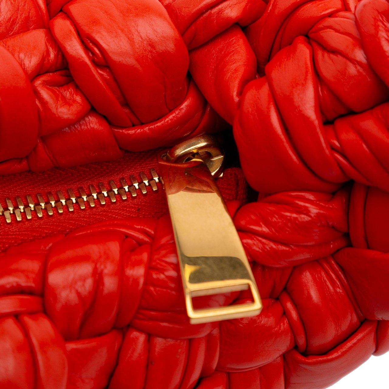 Bottega Veneta Foulard Intrecciato Calfskin Banana Hobo Rood
