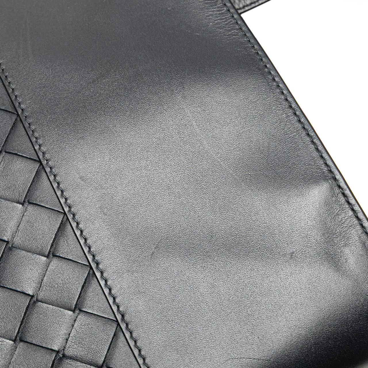 Bottega Veneta Nappa Intrecciato Messenger Bag Zwart