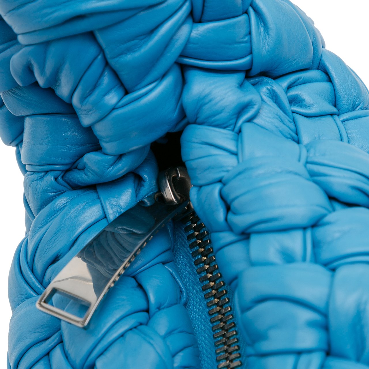 Bottega Veneta Paper Calfskin Intrecciato Banana Hobo Bag Blauw