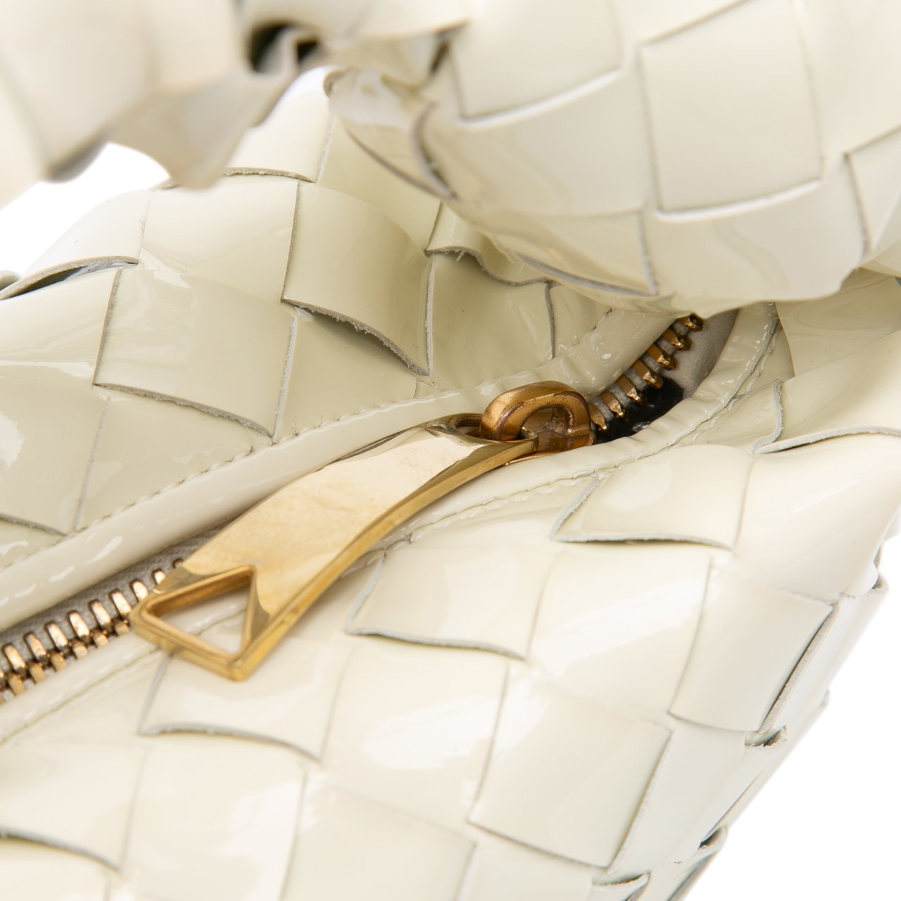 Bottega Veneta Mini Patent Intrecciato Jodie Wit