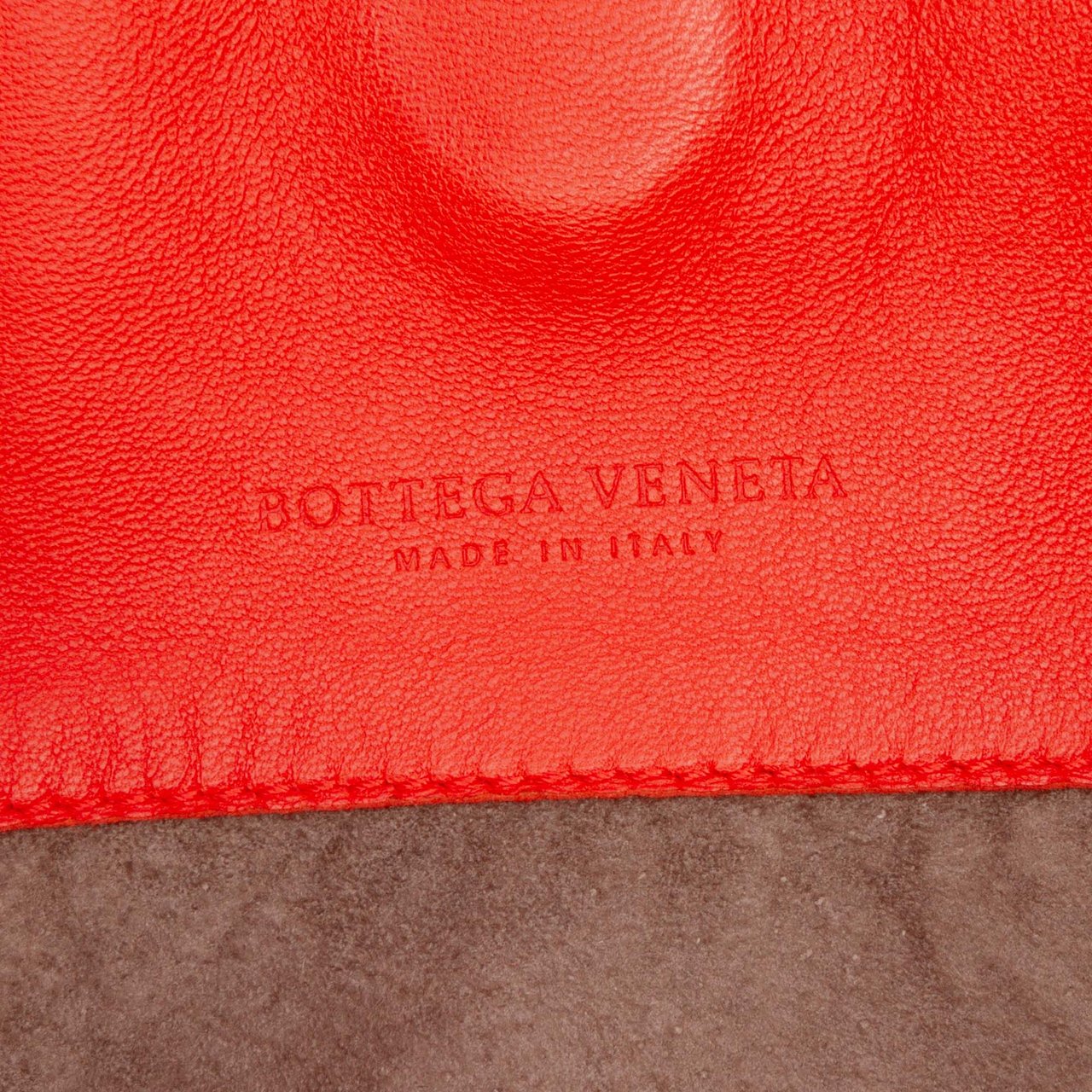 Bottega Veneta Nappa Intrecciato Parachute Tote Rood